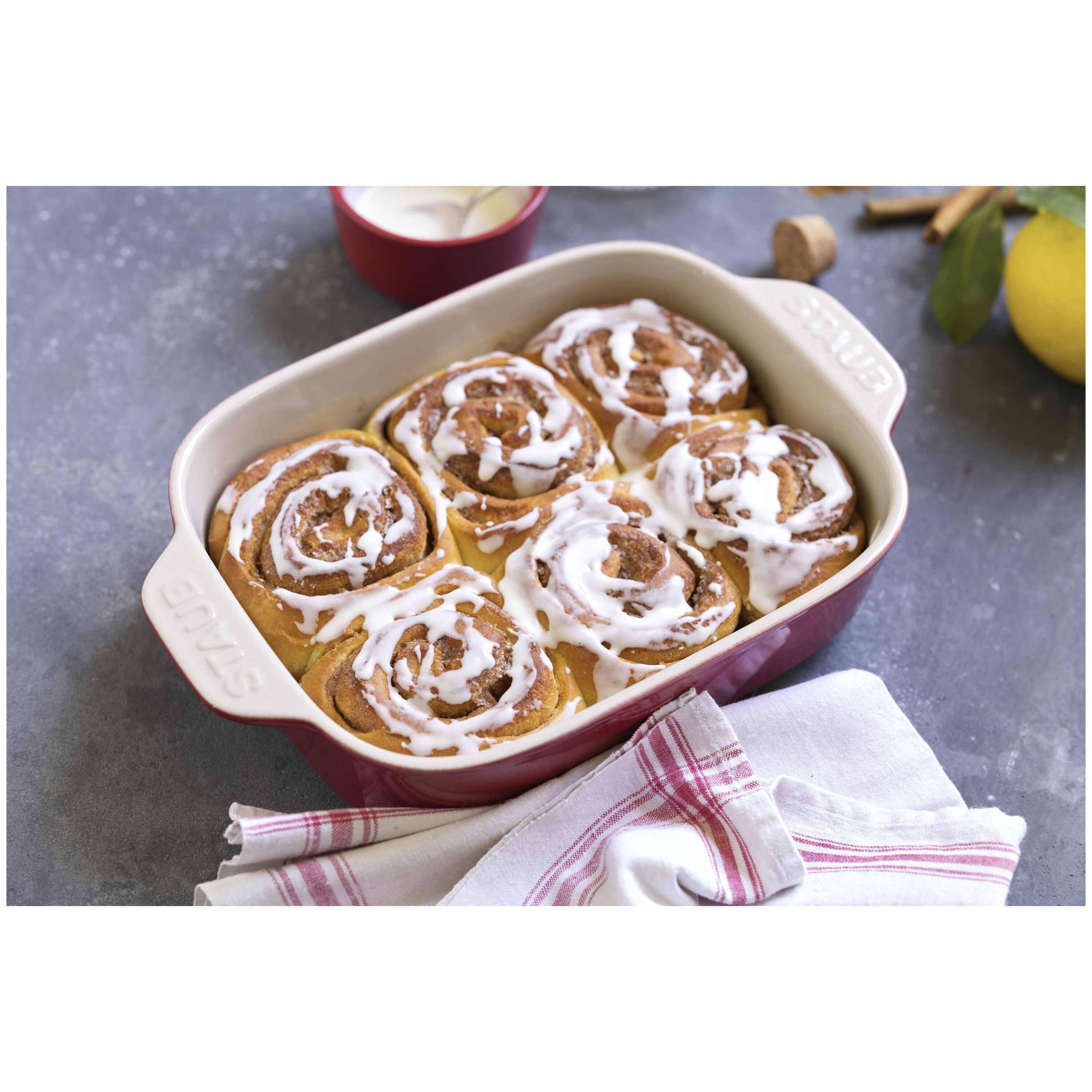 STAUB Ceramique 710 ml Ceramic Rectangular Oven Dish, Cherry-1